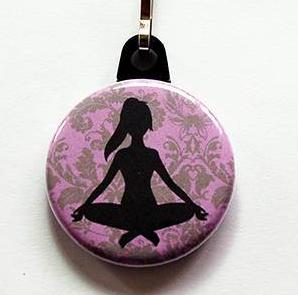 Yoga Damask Zipper Pull in Pink - Kelly's Handmade
