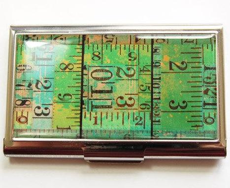 Measuring Tape Sewing Needle Case in Green - Kelly's Handmade