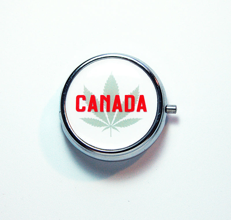 Canada Marijuana Round Pill Case - Kelly's Handmade