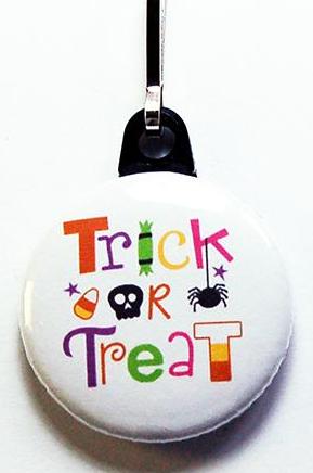 Halloween Trick or Treat Zipper Pull - Kelly's Handmade