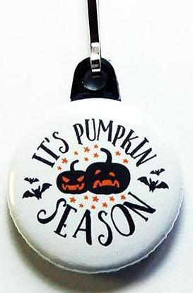 It's Pumpkin Time Halloween Zipper Pull - Kelly's Handmade