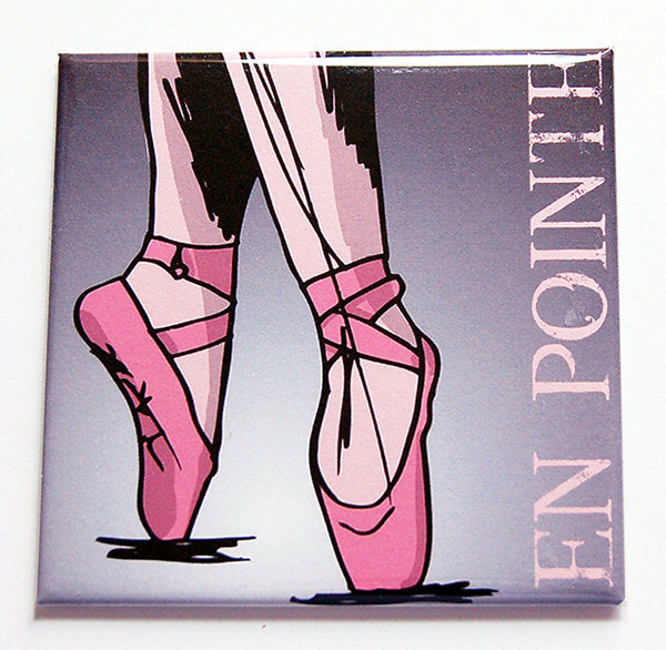 En Pointe Ballet Magnet - Kelly's Handmade