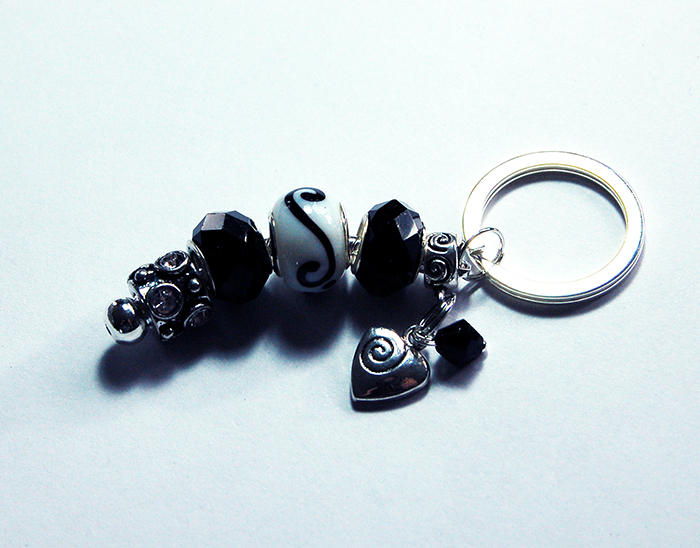 Heart Swirl Lampwork Bead Keychain in Black & White - Kelly's Handmade