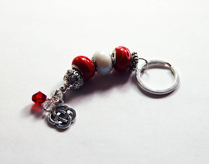 Irish Knot Lampwork Bead Keychain in Red & White - Kelly's Handmade
