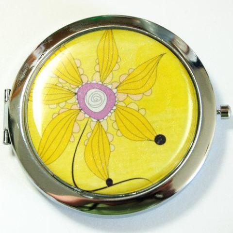 Flower Compact Mirror in Yellow - Kelly's Handmade